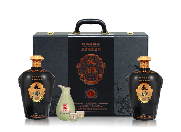 黑河咸亨酒店太雕黄酒回收太雕2007原酿礼盒1.5kg*2糯米酒半甜绍兴黄酒